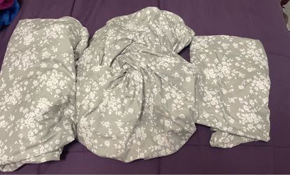 New twin sheet set. Mooresville 28117