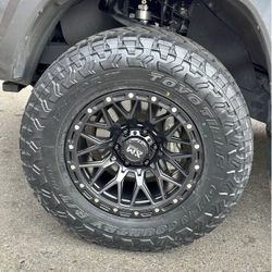 XM704 Matte Black 17x9 6x139.7 +0 Rims 275/70R17 Toyo R/T Trail Tacoma 4Runner GX460 GX470 Silverado