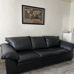 Black Leather Futon Couch 