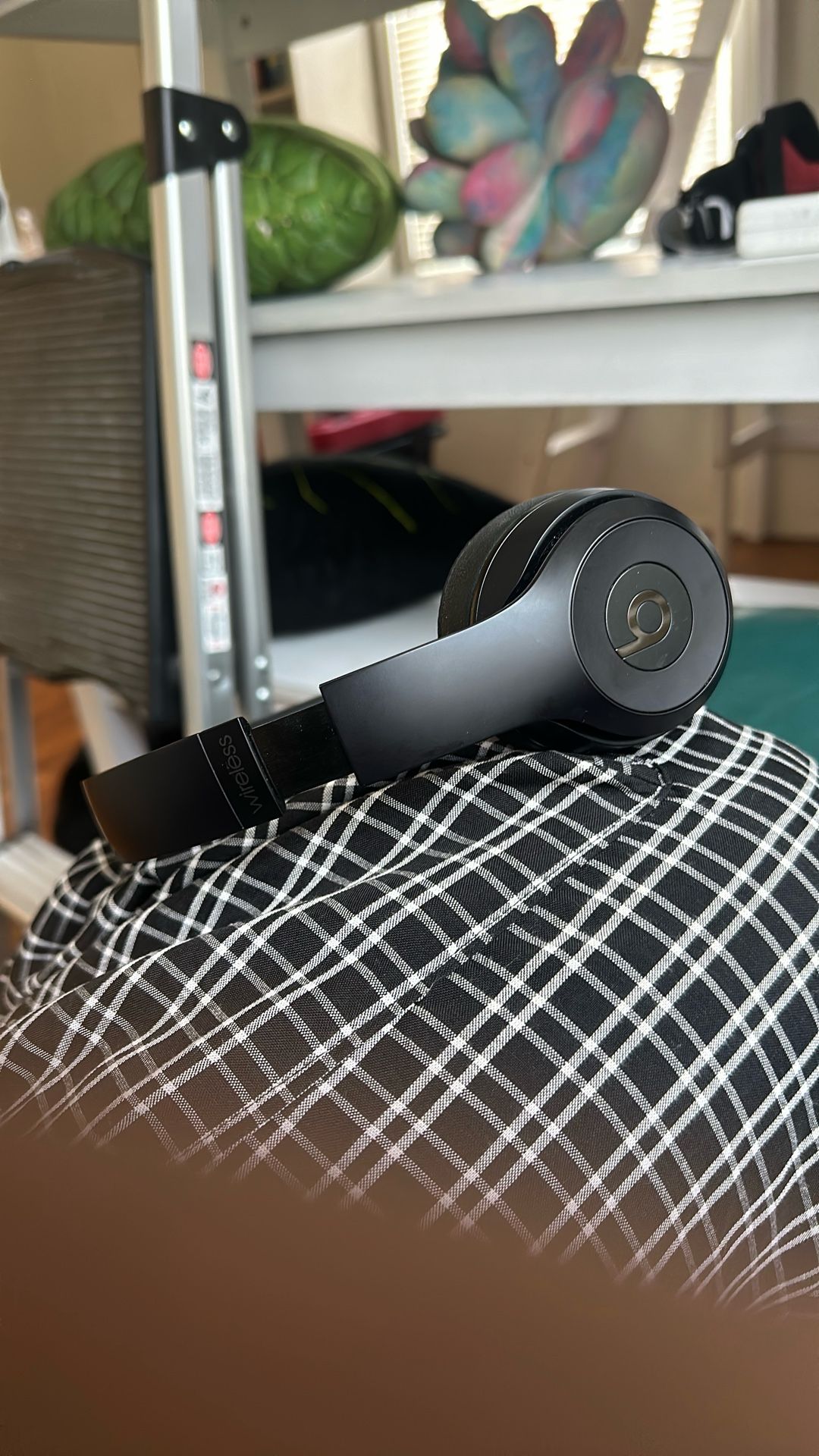 Beats Solo Wireless Headphones 