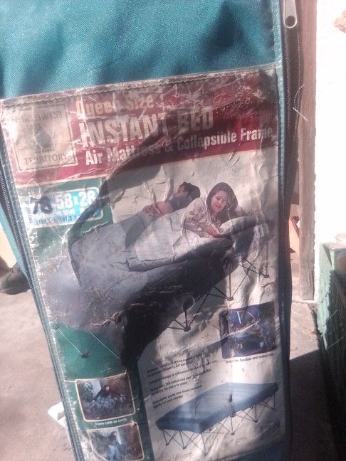 Queen Size Instabed Air Mattress And Collapsible Frame 78x58 By 28 Used Three Times
