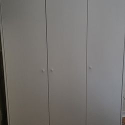 closet 47x67 for sale