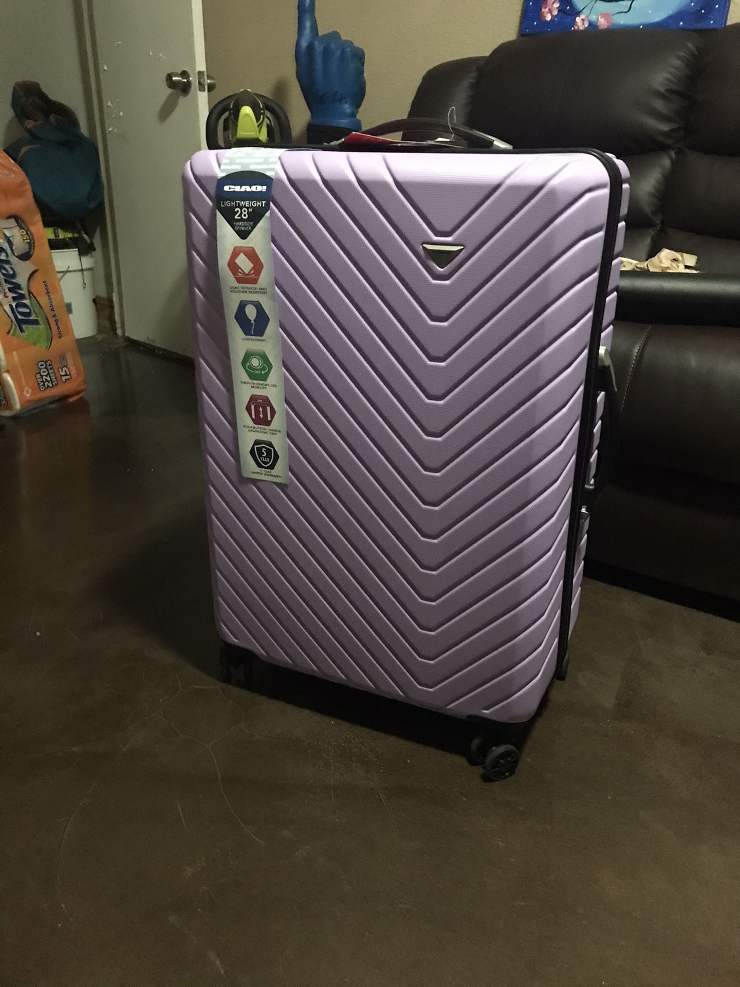 28in CIAO rolling suit case