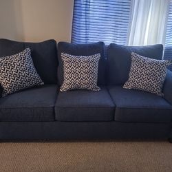 BLUE COUCH
