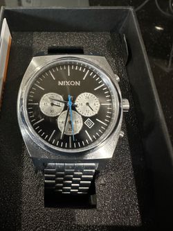 Nixon  Chrono Watch