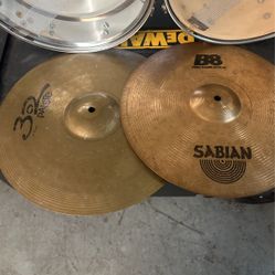 2 Snares .. 2 Simbals 