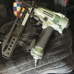 MetaboHPT 1 1/2 Stapler..”””ATTENTION “