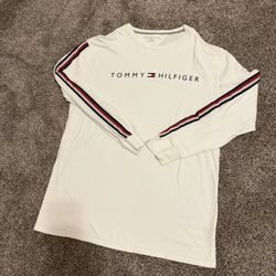 $25 XL Tommy Hilfiger Long Sleeve 