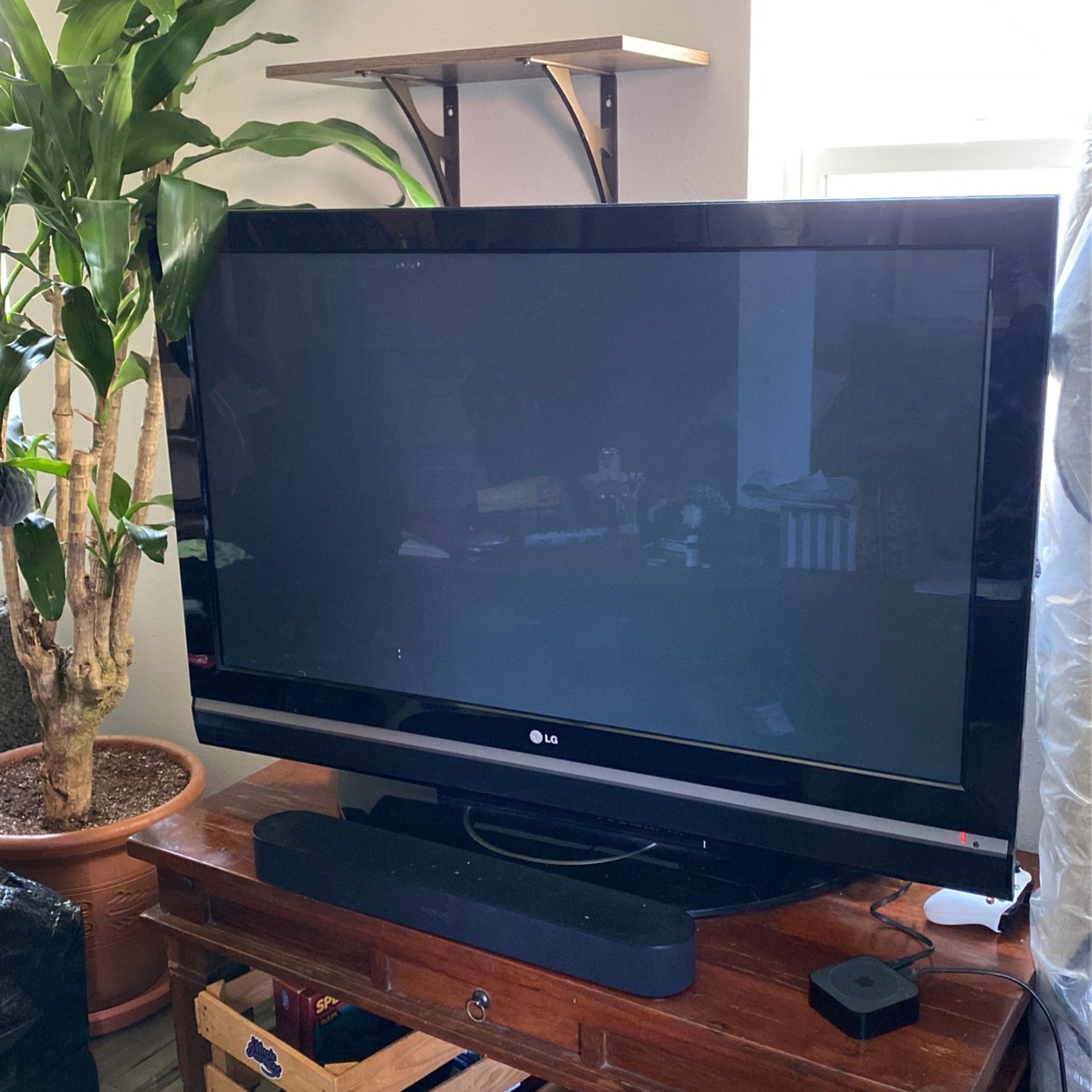 49 Inch LG Flatscreen TV