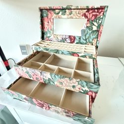Vintage Floral Fabric Jewelry Box