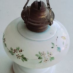 Beautiful Antique Queen Anne No. 1 / Oil Lamp Kerosene-6Wx7H