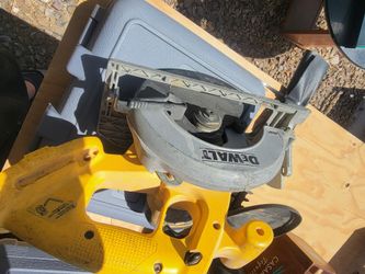 Dewalt DC390 Circular Saw