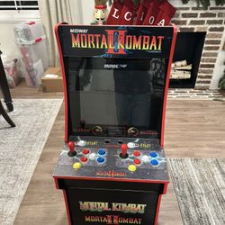 Mortal Kombat Arcade Machine 