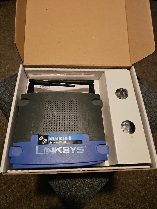 CISCO LINKSYS WAP11 WIRELESS ACCESS POINT 11MBPS 2.4GHZ V2.8 ULCT-3