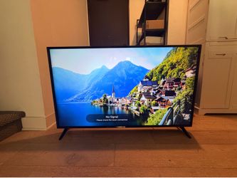 LG UHD 55” TV