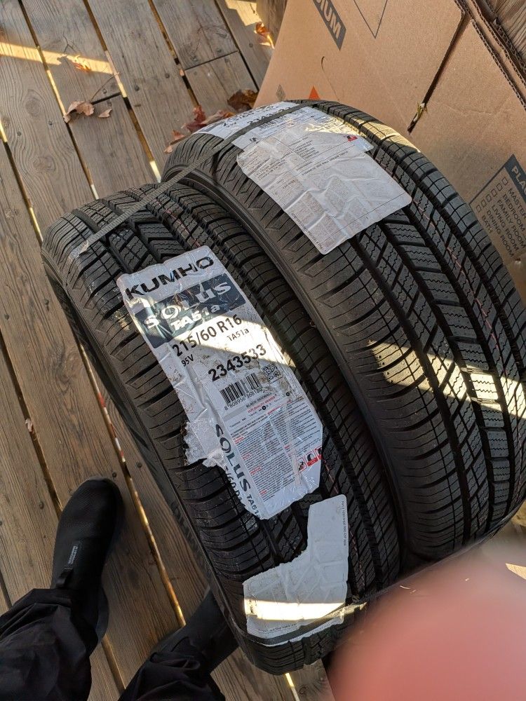 2 Kumho Solus TA51a All Season 215/60R16 95V Tires