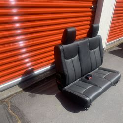2017 Jeep leather backseat 