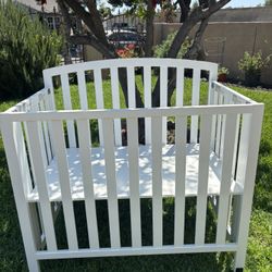 Baby crib