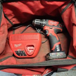 Milwaukee 3/8 Drill/ Driver