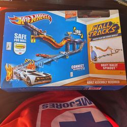 Hot Wheels Track