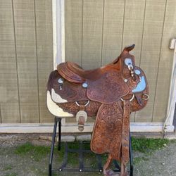 Harris Show Saddle 16.5” Padded to 16”