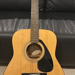 Yamaha FG400A
