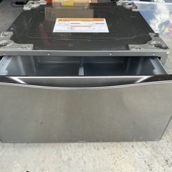 LG washer pedestal for front-load washers
