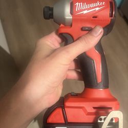 Milwaukee M18 Impact Drill W/ Battery And Charger 