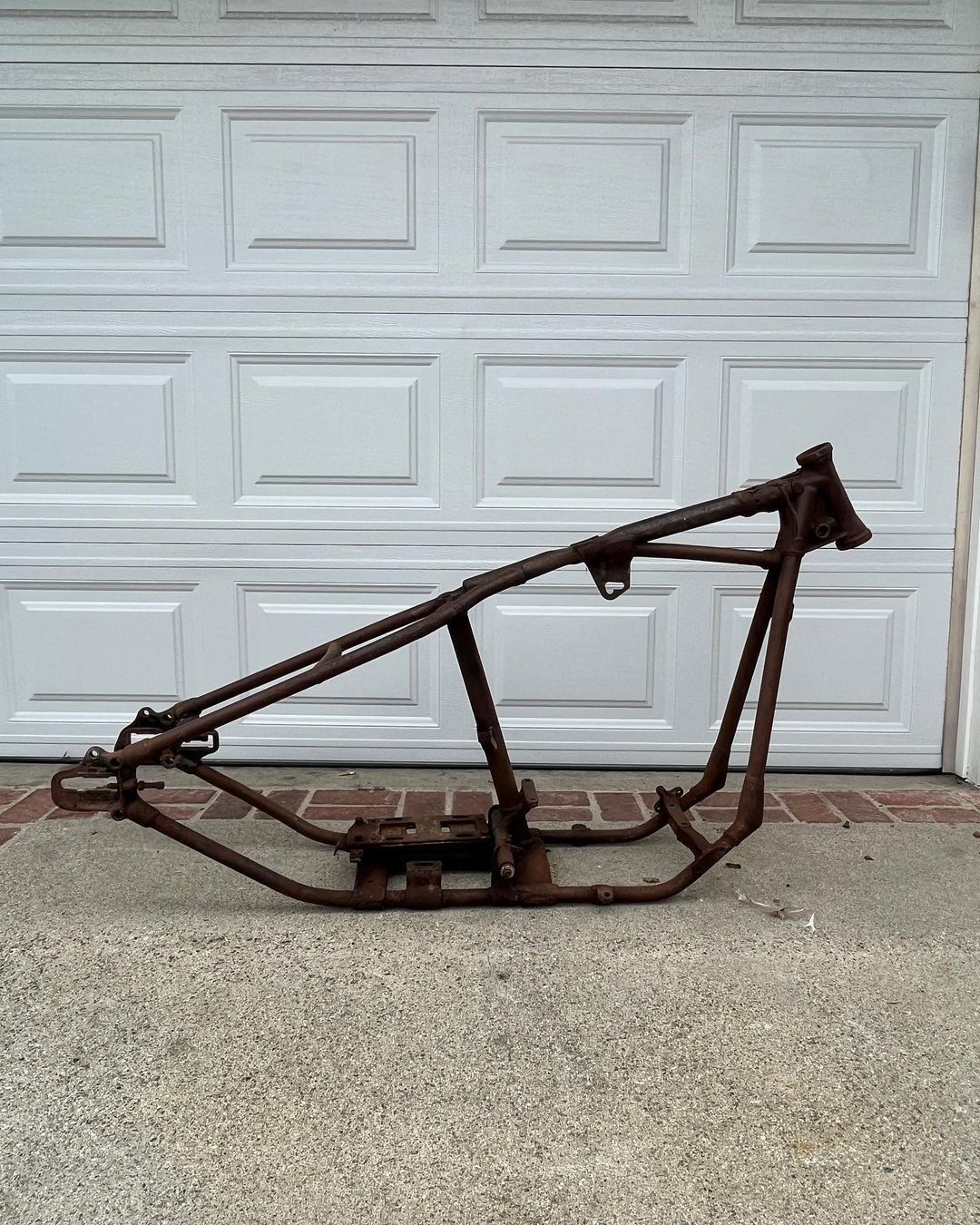 1955 straight leg Panhead frame.
