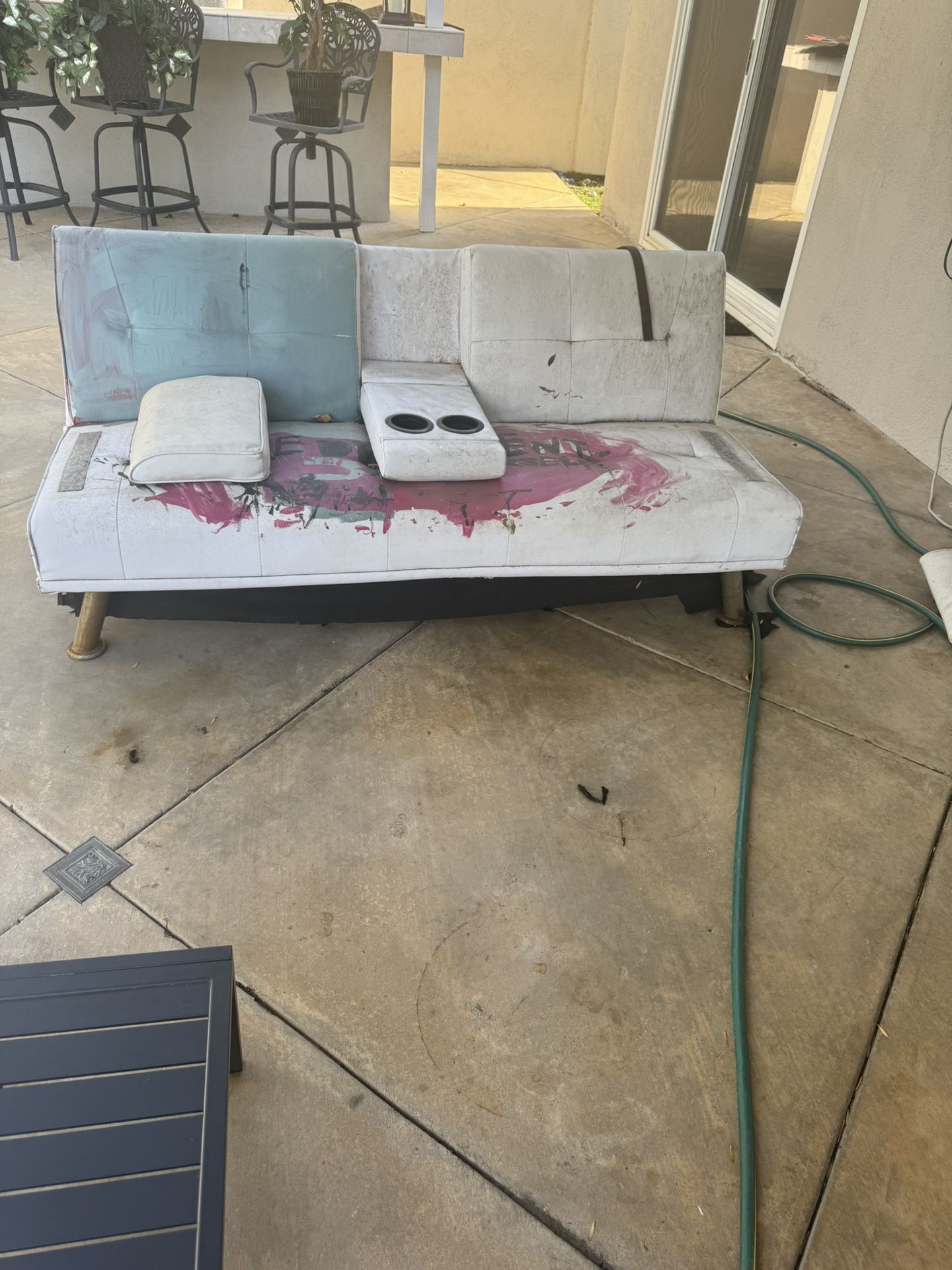 Free Couch