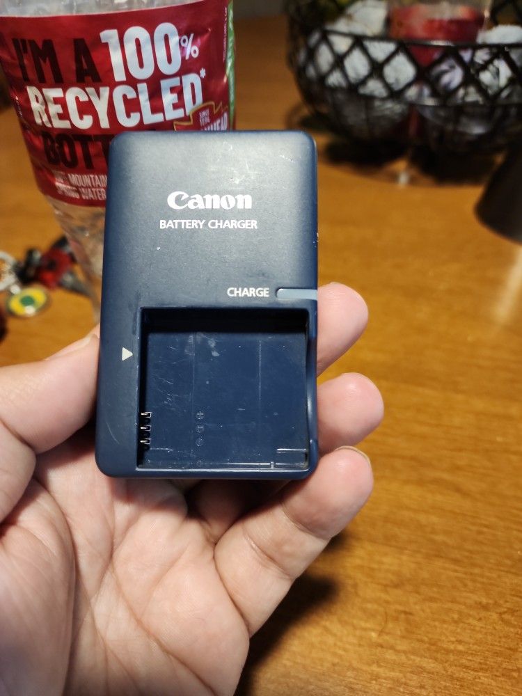 Canon Battery Charger
