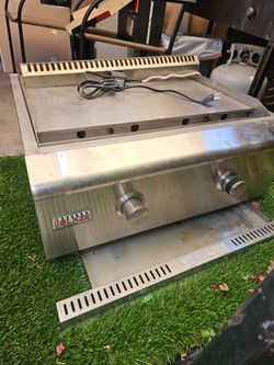 🔥 Blaze Built-In Gas Griddle – Excelente Condición 🔥