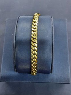 Cuban Link Bracelet - Yellow Gold 14k (.585) 8.8 grams 8 inch