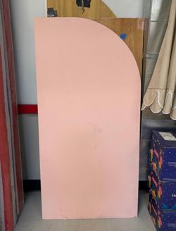 6x3 non collapsible panel doesn’t come with a leg