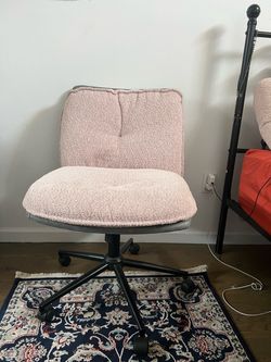Criss Cross Ergonomic Chair with Wheels