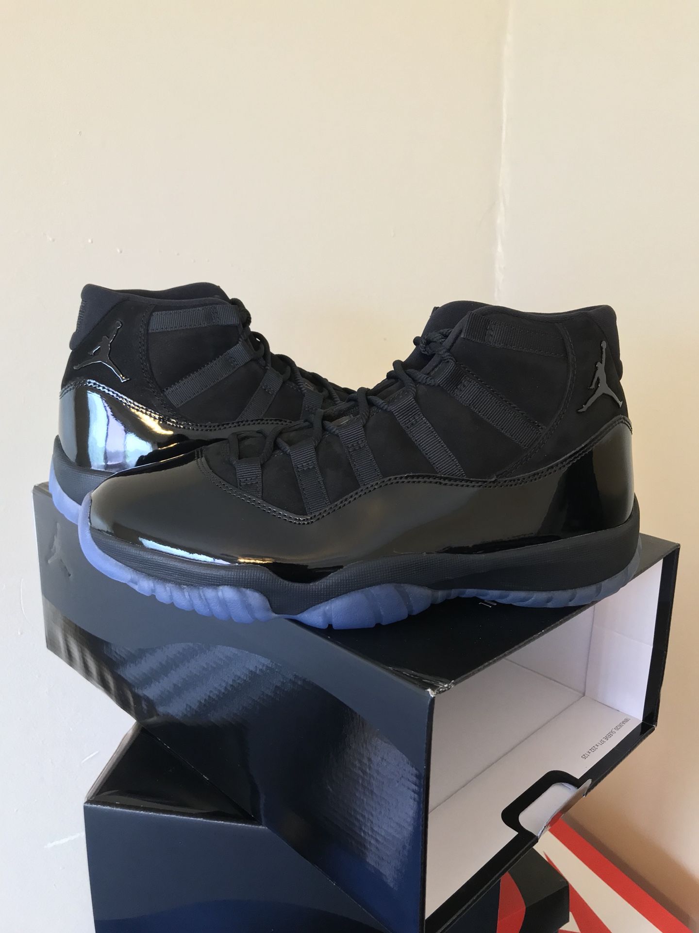 New Air Jordan 11 Cap and Gown Prom Night Black Size 10.5 (No Trades)