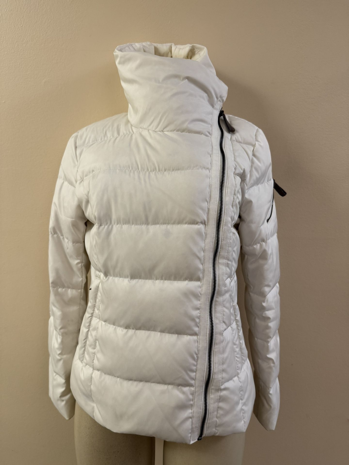 White Marc New York Puffer Jacket Small EUC