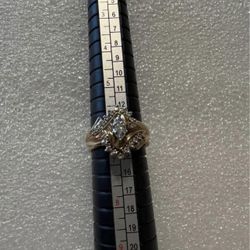 10k Gold Engagement Ring W/band Size 7