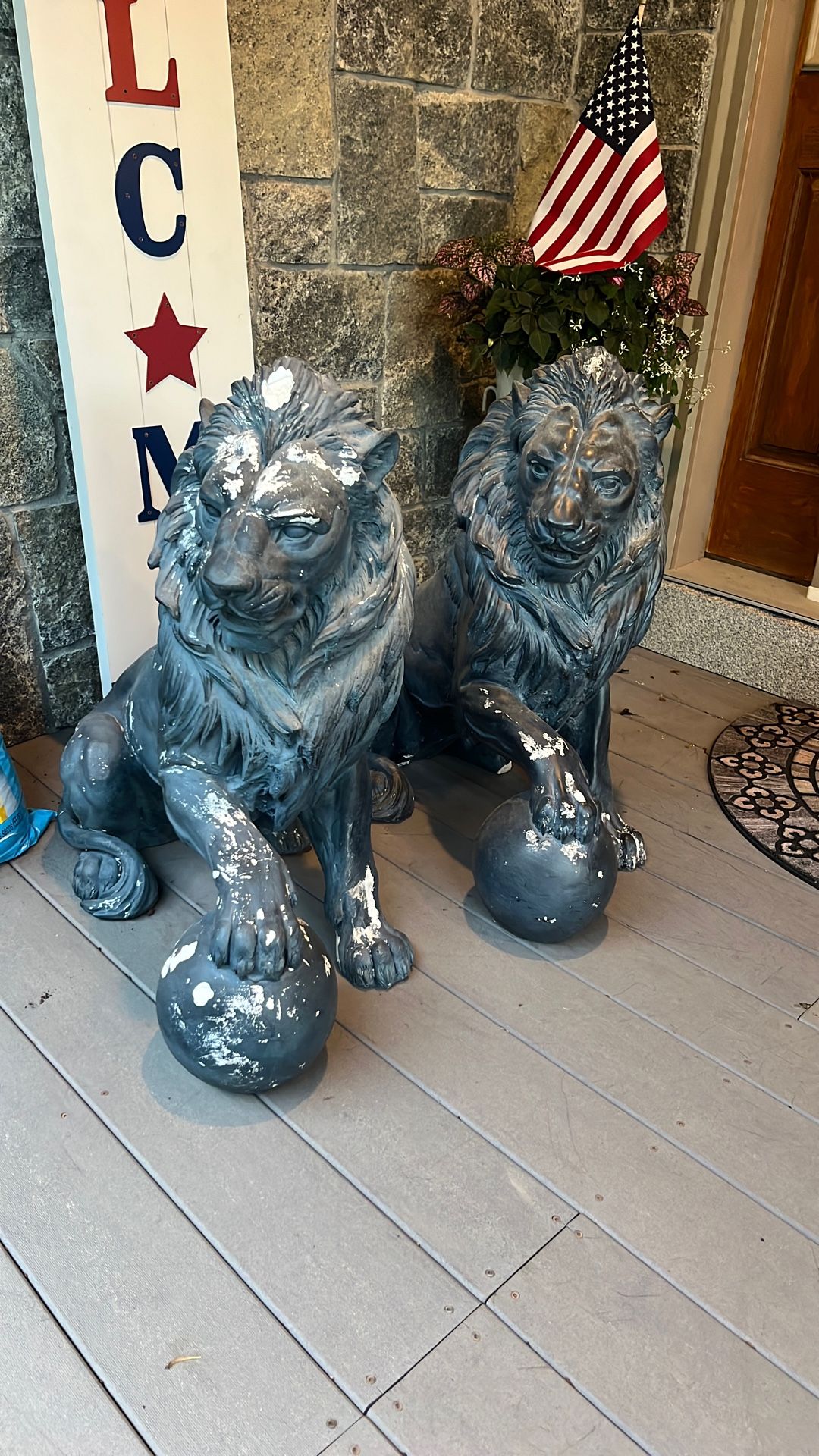 Lion Statues