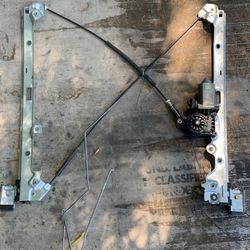 Glass For 99-06 GM Track And Motor. Also Have Glass