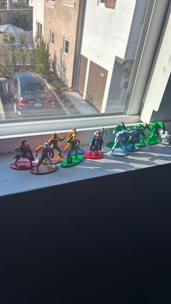 DC figurines