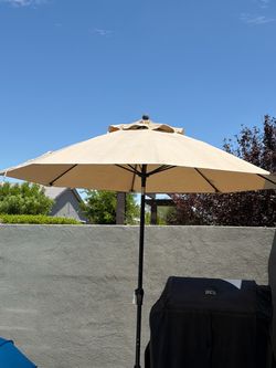 9' Octagonal Market Umbrella, Auto Tilt + 120 lb Wheeled Steel Base