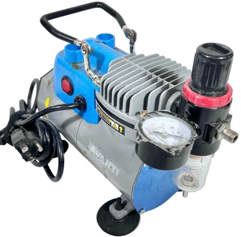 AVANTI Airbrush Compressor Combo Kit 120VAC 3-WIRE 1/4” BSP AIR 58 PSI
