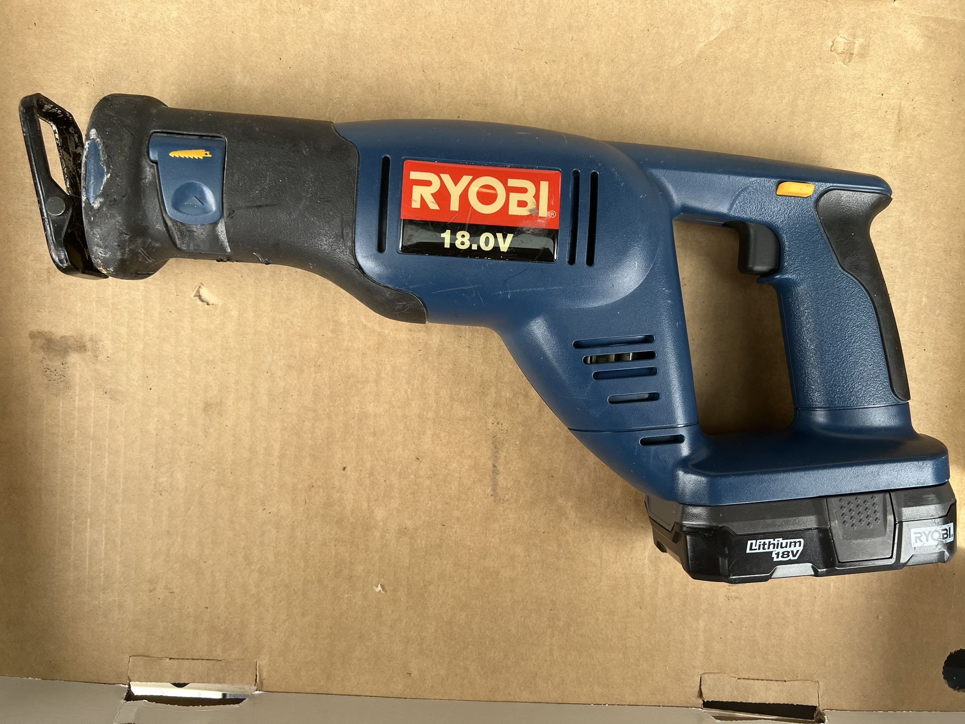RYOBI RECIPROCATING SAW 18V battery