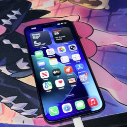 Iphone 15 Pro Max - 256 GB - SIM Locked w/ AT&T