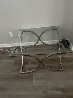 coffee and end table 