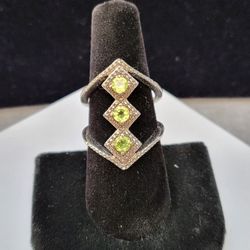 Genuine Hebei Peridot Ring