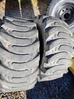 14-17,5 tires...10 ply galaxy marathoner...no patches or plugs