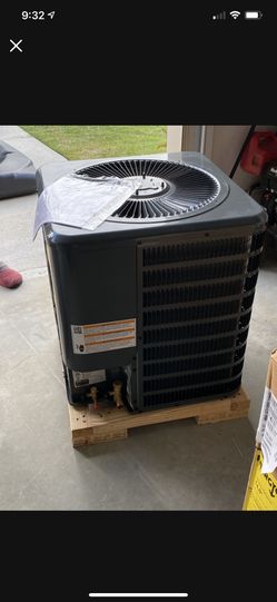 New Goodman 1.5 Ton Condenser 
