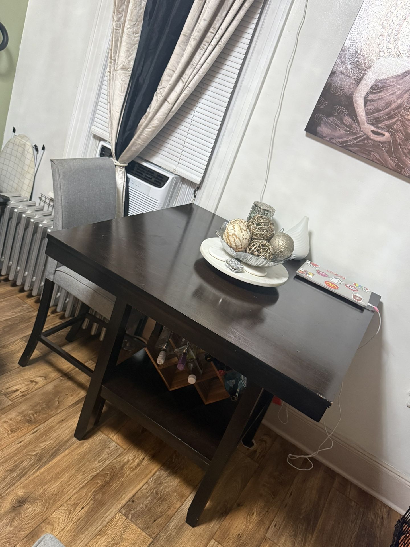 Dinning Table